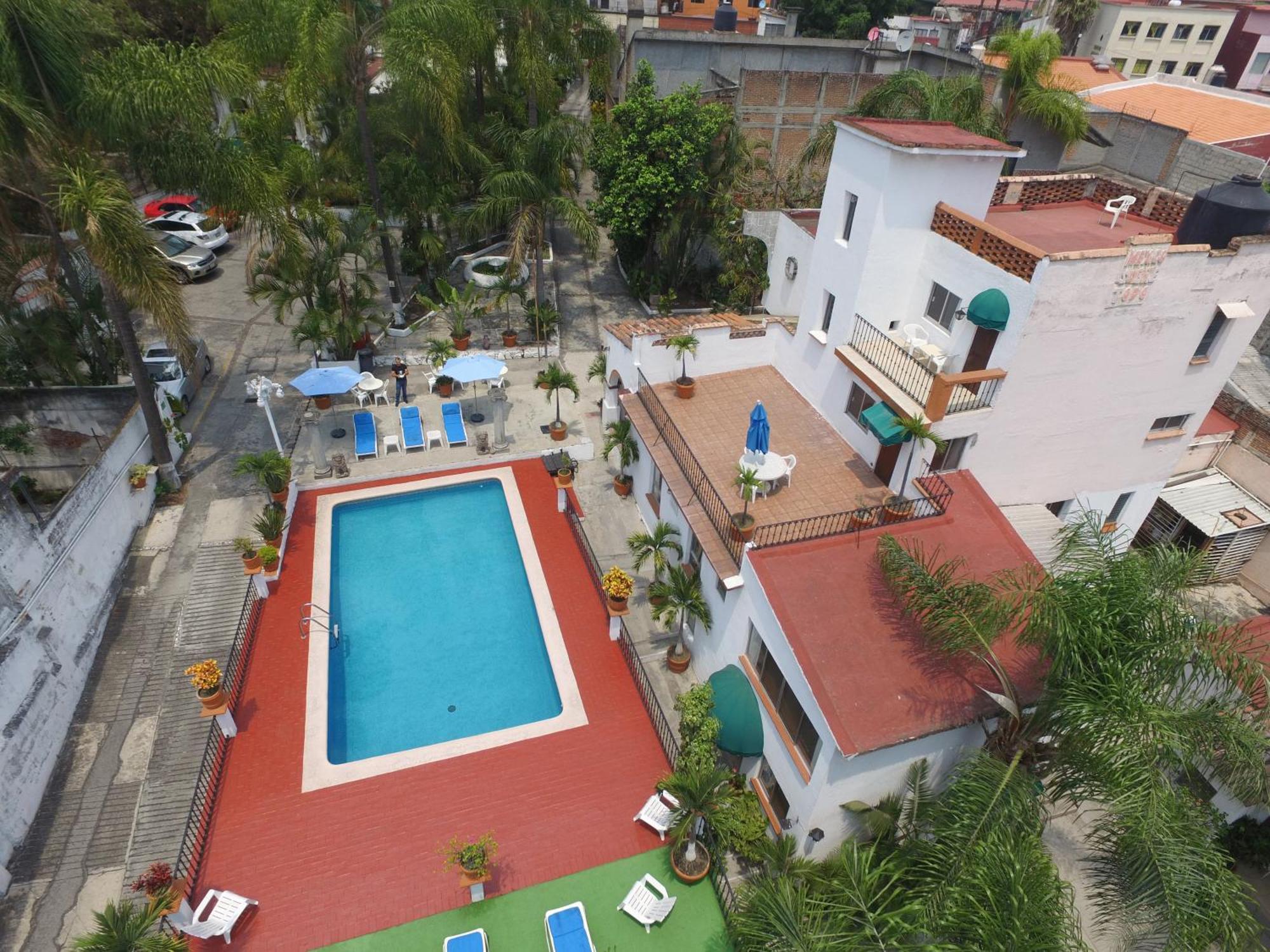 Hotel Bajo El Volcan Куэрнавака Экстерьер фото